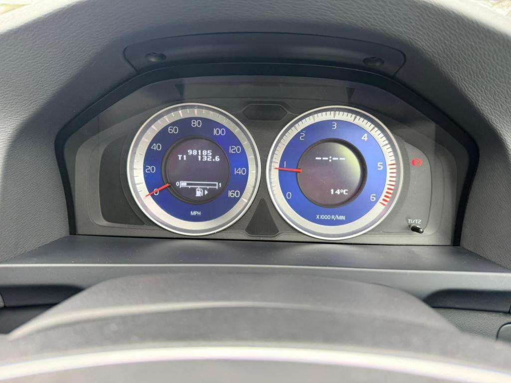 2013 VOLVO S60 2013 VOLVO S60