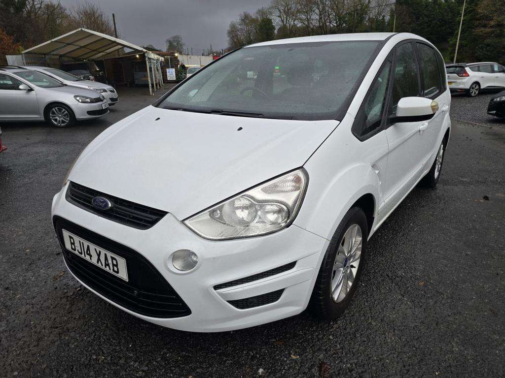A 2014 FORD S-MAX Zetec Tdci A 2014 FORD S-MAX Zetec Tdci