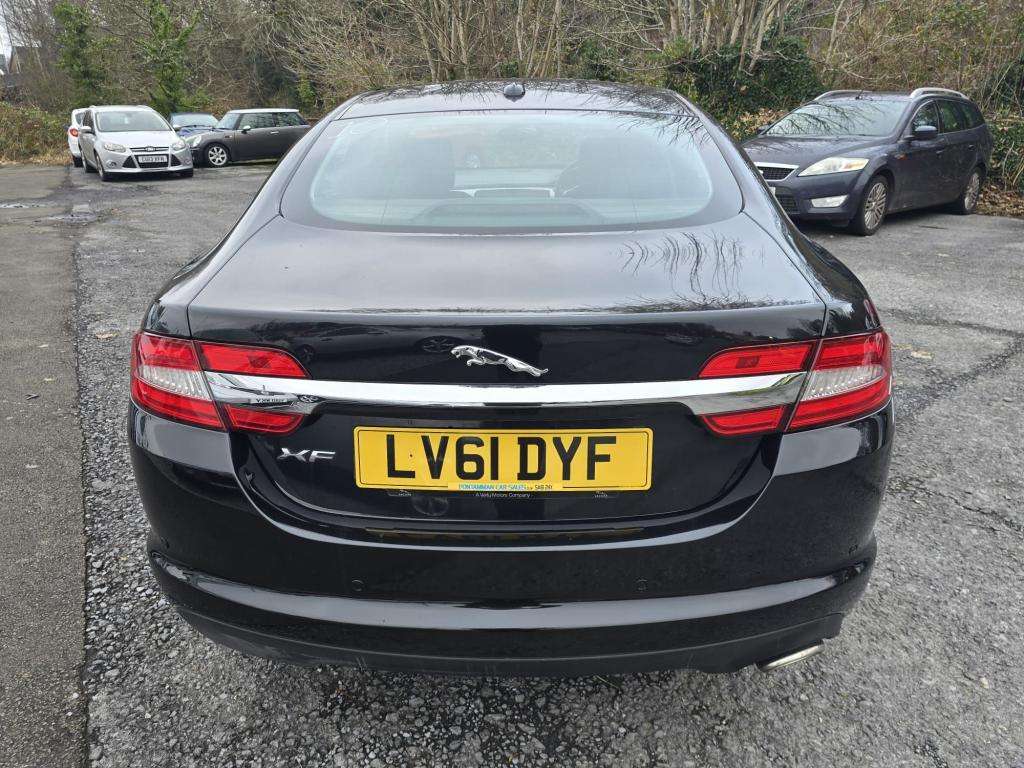 2011 JAGUAR XF 2011 JAGUAR XF