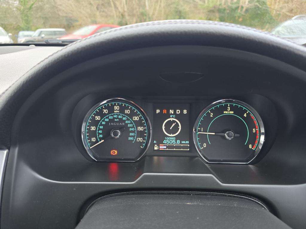 2011 JAGUAR XF 2011 JAGUAR XF