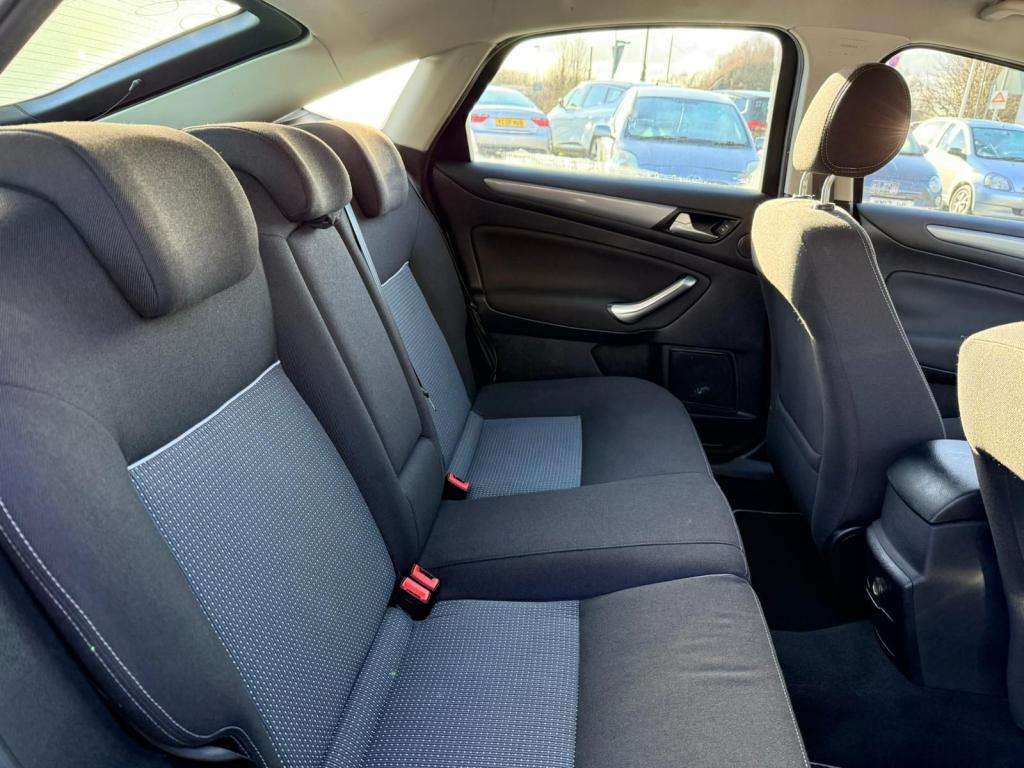 2011 FORD MONDEO 2011 FORD MONDEO