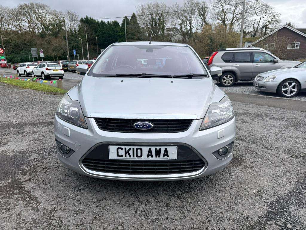 A 2010 FORD FOCUS Titanium Td 136 Auto A 2010 FORD FOCUS Titanium Td 136 Auto