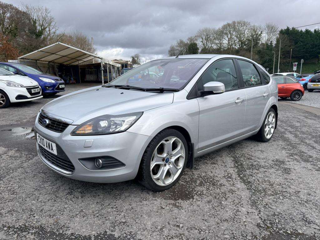 A 2010 FORD FOCUS Titanium Td 136 Auto A 2010 FORD FOCUS Titanium Td 136 Auto