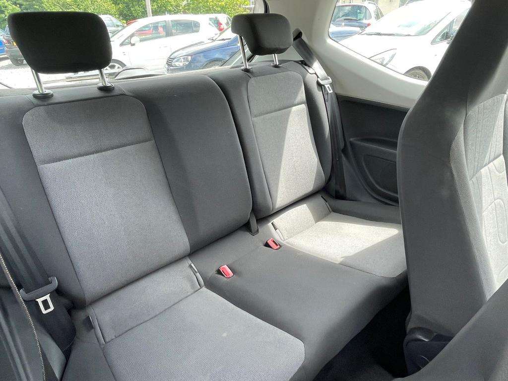 2013 VOLKSWAGEN UP! 2013 VOLKSWAGEN UP!