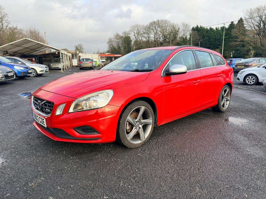 A 2012 VOLVO V60 R-design Drive S/s A 2012 VOLVO V60 R-design Drive S/s