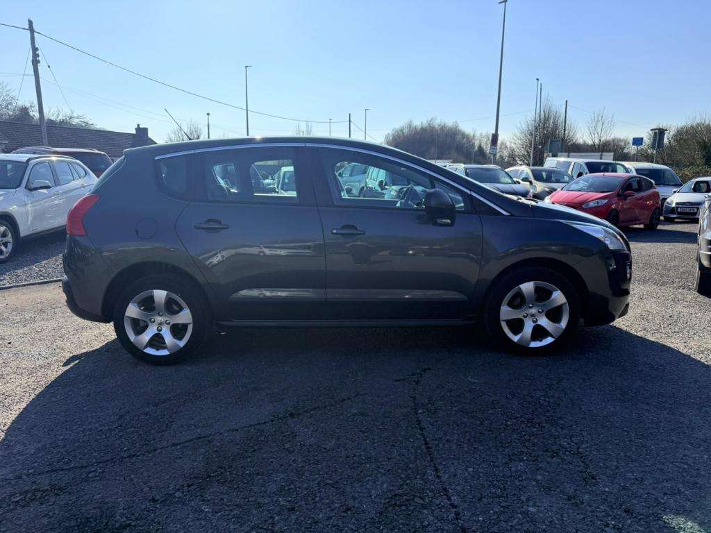 2013 PEUGEOT 3008 2013 PEUGEOT 3008