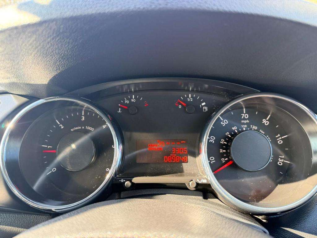 2013 PEUGEOT 3008 2013 PEUGEOT 3008