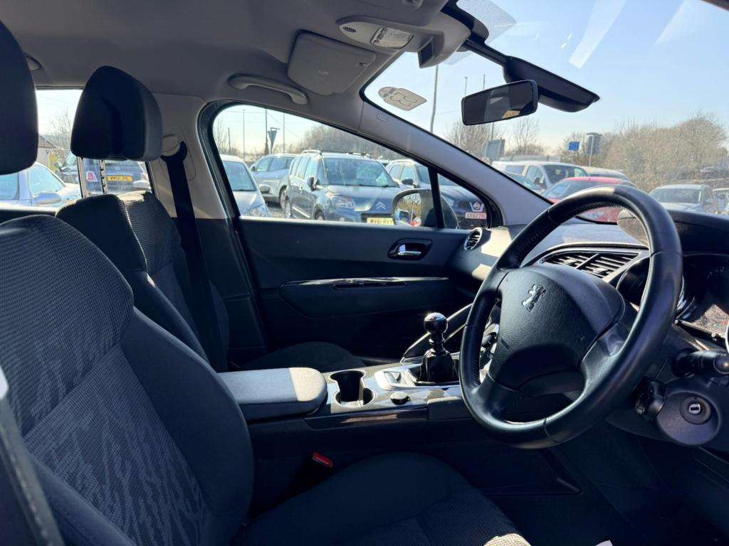 2013 PEUGEOT 3008 2013 PEUGEOT 3008