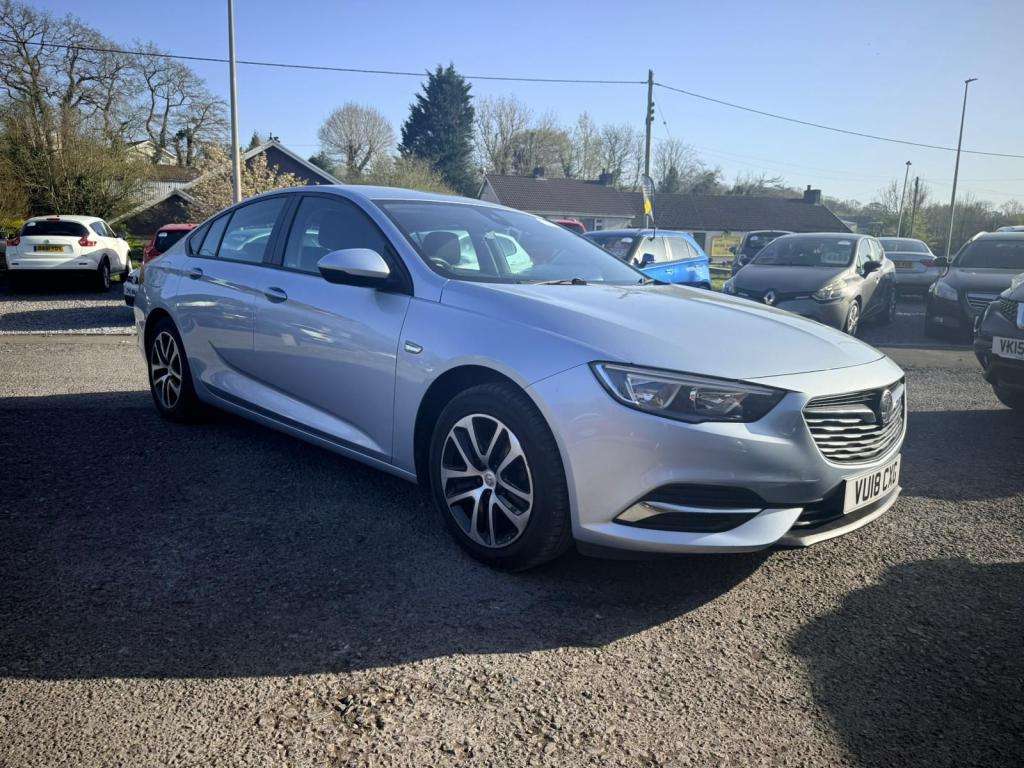 A 2018 VAUXHALL INSIGNIA Design Ecotec Td A 2018 VAUXHALL INSIGNIA Design Ecotec Td