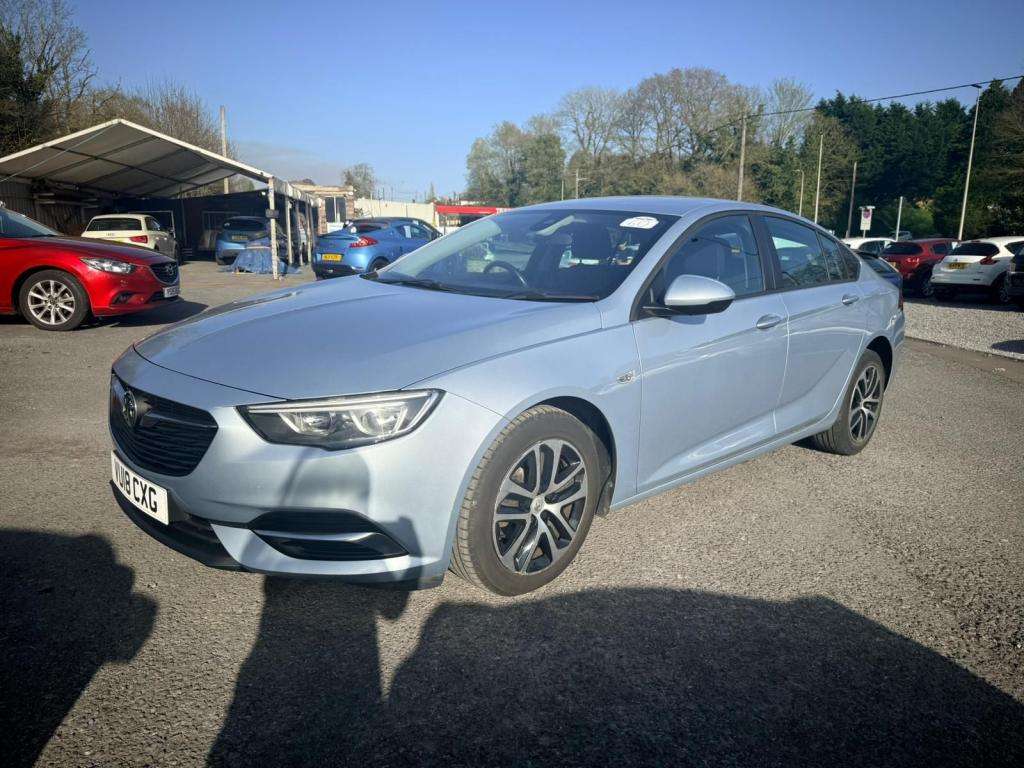 A 2018 VAUXHALL INSIGNIA Design Ecotec Td A 2018 VAUXHALL INSIGNIA Design Ecotec Td