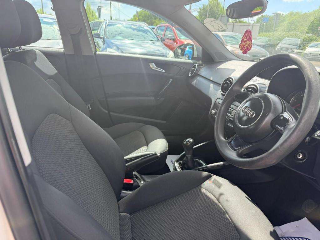 2012 AUDI A1 2012 AUDI A1