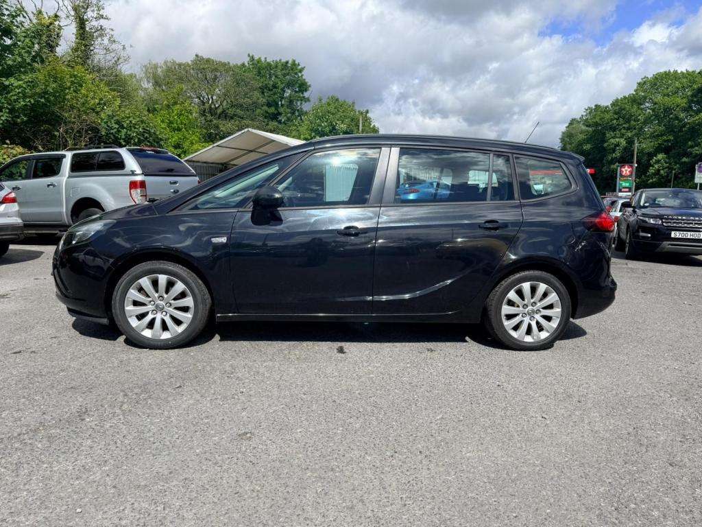 A 2016 VAUXHALL ZAFIRA TOURER Design Cdti Ecoflex S/s A 2016 VAUXHALL ZAFIRA TOURER Design Cdti Ecoflex S/s