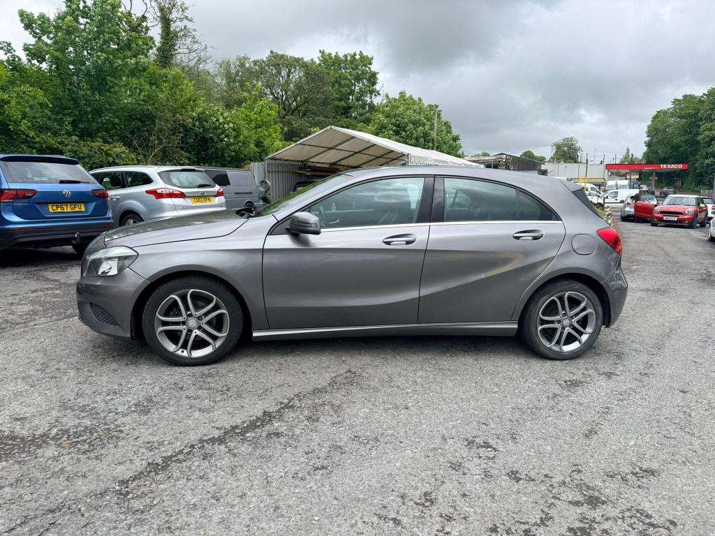 A 2014 MERCEDES-BENZ A-CLASS A180 Blueefficiency Sport Cdi A 2014 MERCEDES-BENZ A-CLASS A180 Blueefficiency Sport Cdi