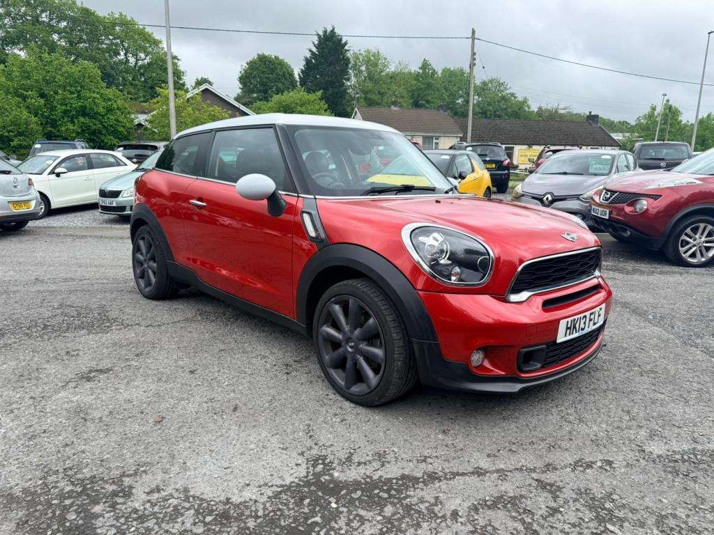 A 2013 MINI PACEMAN Cooper S All4 A 2013 MINI PACEMAN Cooper S All4