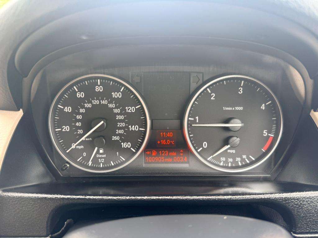 2010 BMW X1 2010 BMW X1