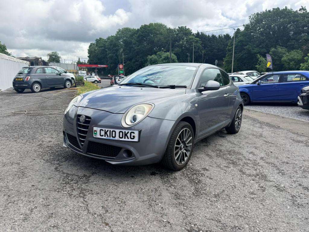 A 2010 ALFA ROMEO MITO Junior 16v A 2010 ALFA ROMEO MITO Junior 16v