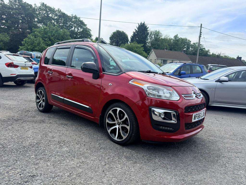 A 2016 CITROEN C3 PICASSO Platinum Puretech A 2016 CITROEN C3 PICASSO Platinum Puretech