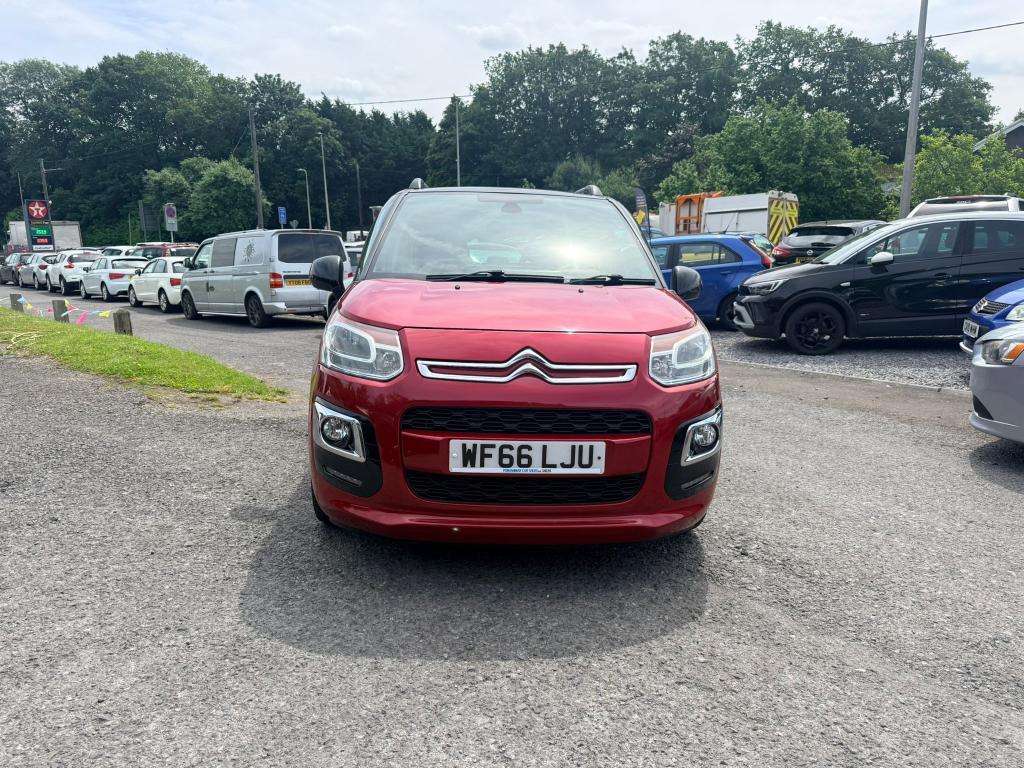 A 2016 CITROEN C3 PICASSO Platinum Puretech A 2016 CITROEN C3 PICASSO Platinum Puretech