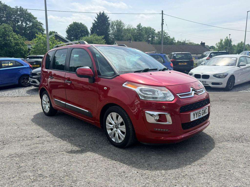 A 2015 CITROEN C3 PICASSO Exclusive Automatic A 2015 CITROEN C3 PICASSO Exclusive Automatic