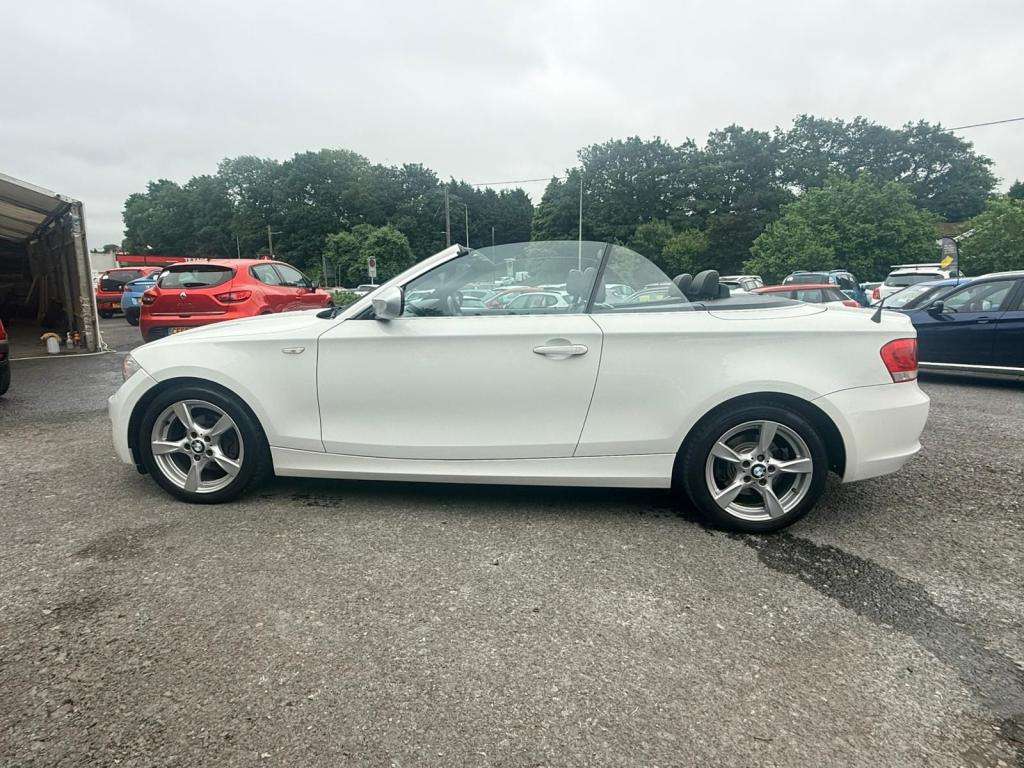 A 2013 BMW 1 SERIES 118d Exclusive Edition A 2013 BMW 1 SERIES 118d Exclusive Edition