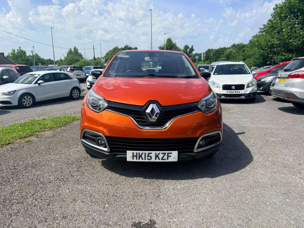 A 2015 RENAULT CAPTUR Dynamique Medianav Energy Dci S/s A 2015 RENAULT CAPTUR Dynamique Medianav Energy Dci S/s