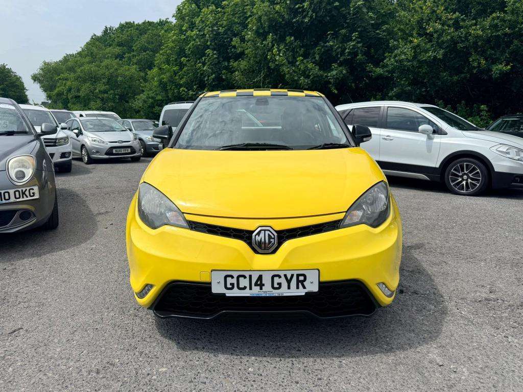 A 2014 MG 3 Mg3 Style+ Luxury Vti-tech A 2014 MG 3 Mg3 Style+ Luxury Vti-tech
