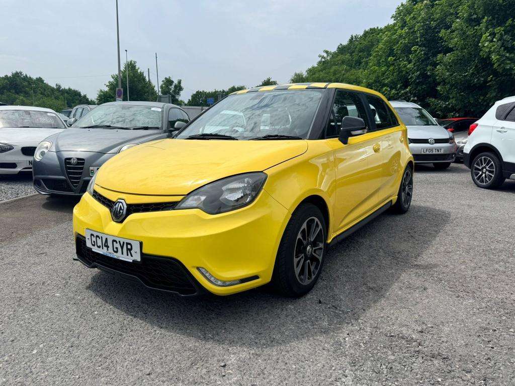 A 2014 MG 3 Mg3 Style+ Luxury Vti-tech A 2014 MG 3 Mg3 Style+ Luxury Vti-tech