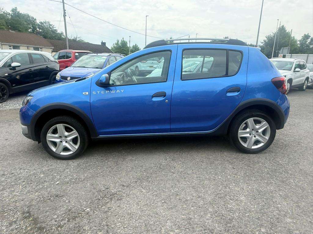 A 2014 DACIA SANDERO Stepway Laureate Dci A 2014 DACIA SANDERO Stepway Laureate Dci