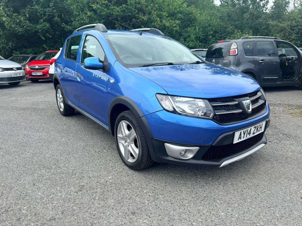 A 2014 DACIA SANDERO Stepway Laureate Dci A 2014 DACIA SANDERO Stepway Laureate Dci