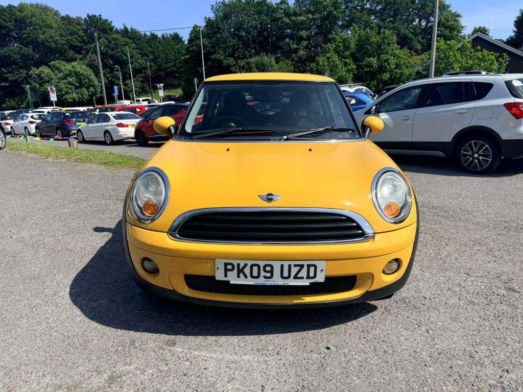 A 2009 MINI HATCH One Auto A 2009 MINI HATCH One Auto
