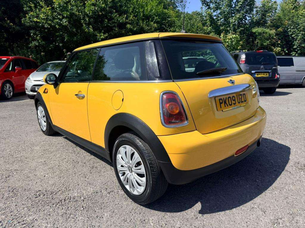 2009 MINI HATCH 2009 MINI HATCH