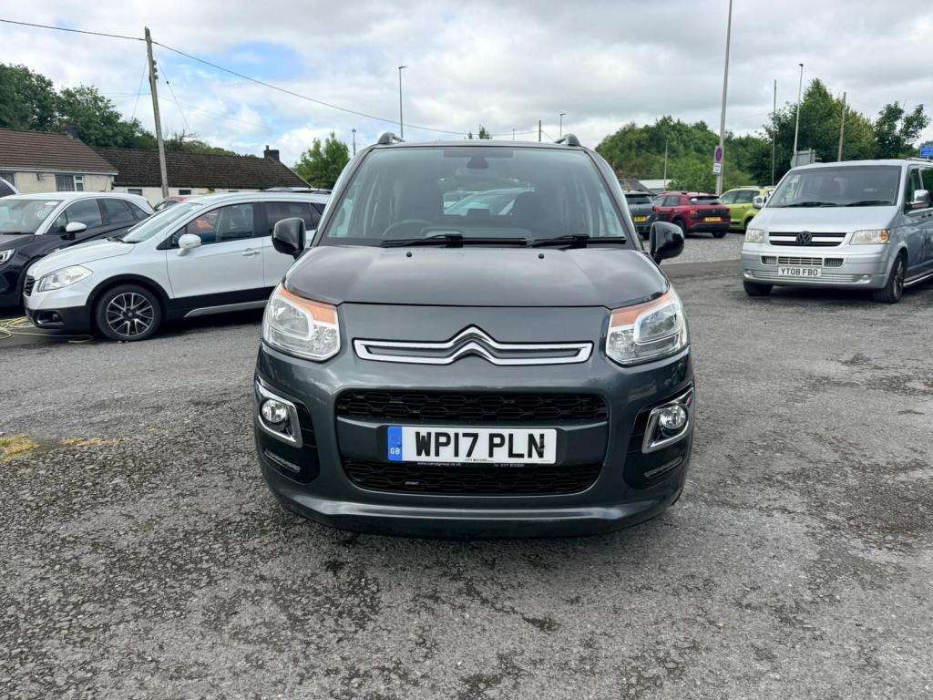 A 2017 CITROEN C3 PICASSO Platinum Puretech A 2017 CITROEN C3 PICASSO Platinum Puretech
