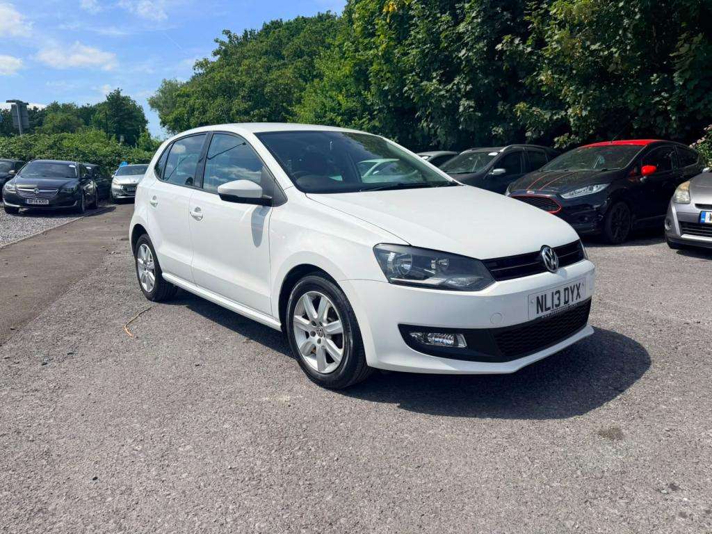 A 2013 VOLKSWAGEN POLO Match A 2013 VOLKSWAGEN POLO Match