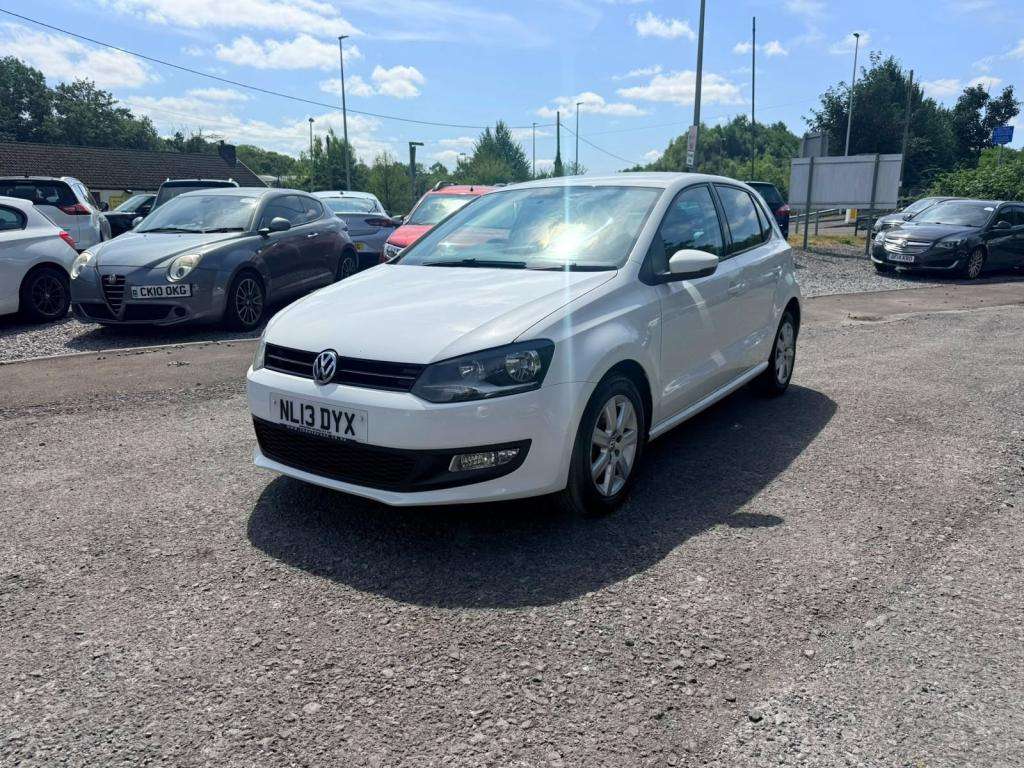 A 2013 VOLKSWAGEN POLO Match A 2013 VOLKSWAGEN POLO Match
