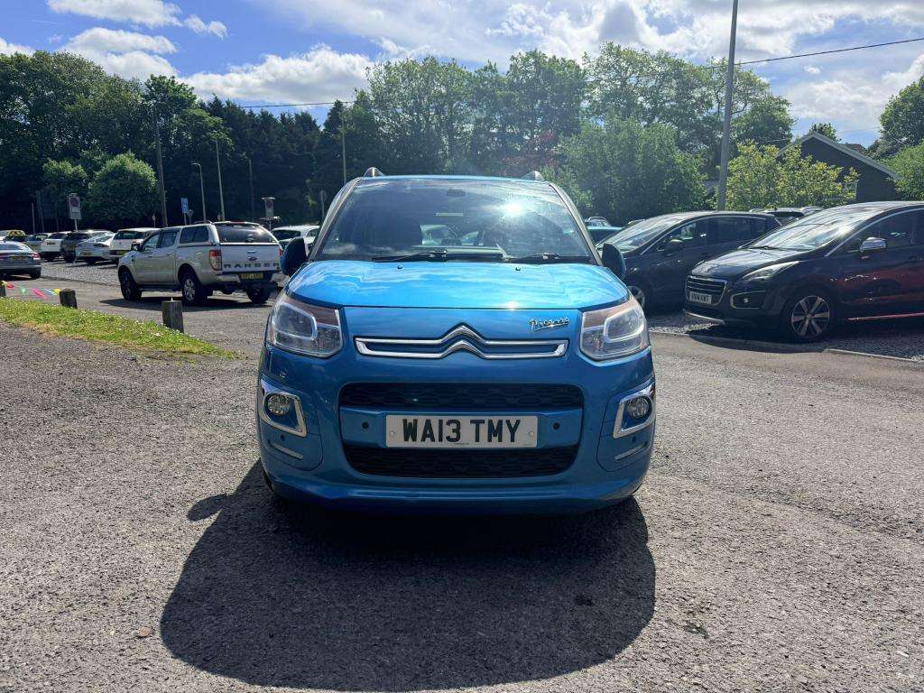 A 2013 CITROEN C3 PICASSO Exclusive Automatic A 2013 CITROEN C3 PICASSO Exclusive Automatic