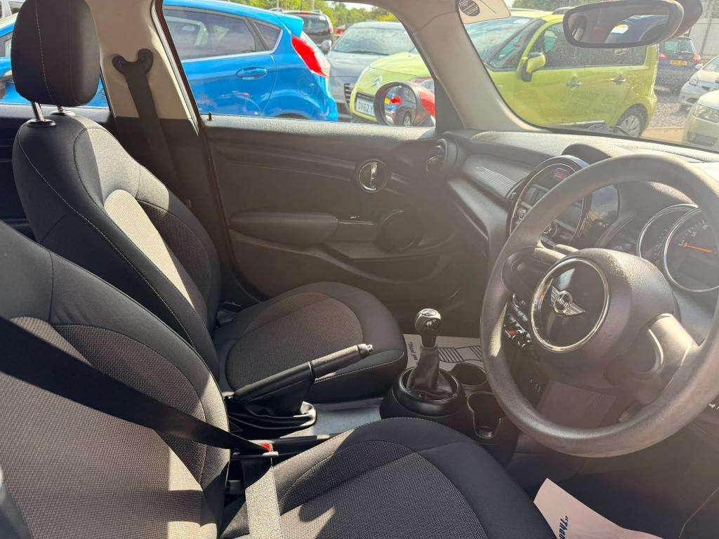 2015 MINI HATCH 2015 MINI HATCH