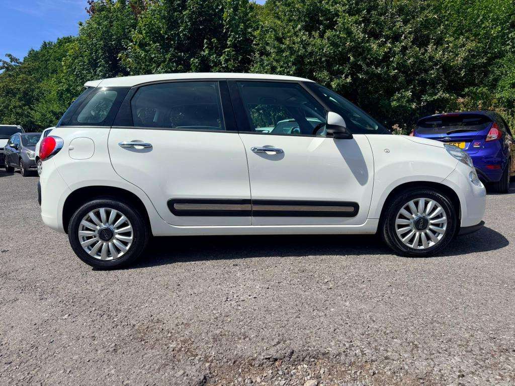 2015 FIAT 500L 2015 FIAT 500L