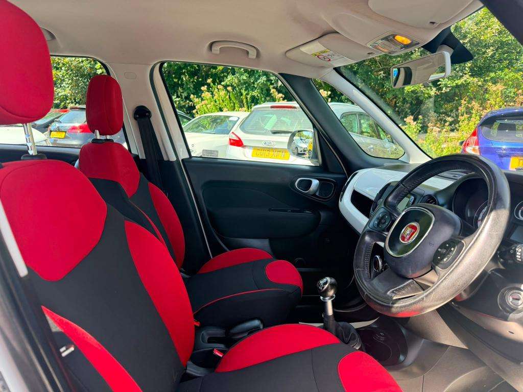 2015 FIAT 500L 2015 FIAT 500L