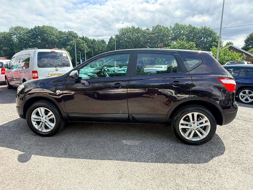 A 2012 NISSAN QASHQAI Acenta Dci A 2012 NISSAN QASHQAI Acenta Dci