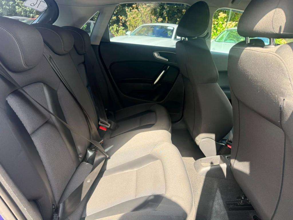 2013 AUDI A1 2013 AUDI A1