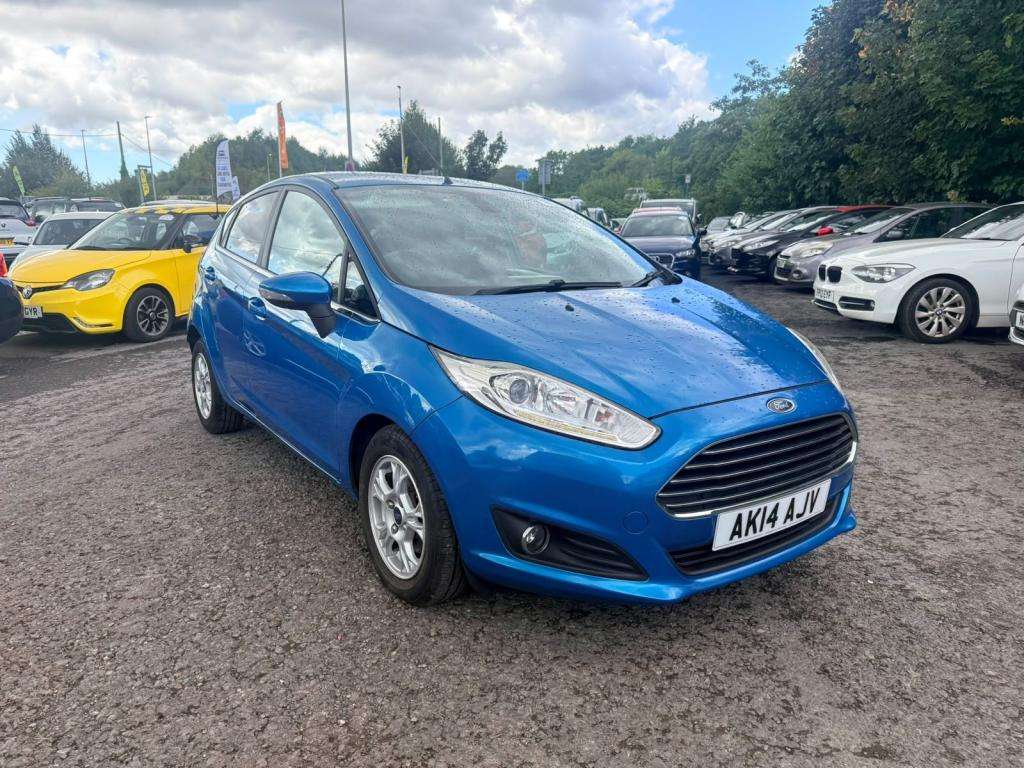 A 2014 FORD FIESTA Titanium Econetic Tdci A 2014 FORD FIESTA Titanium Econetic Tdci