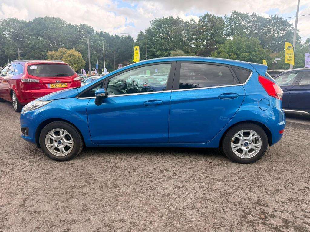 A 2014 FORD FIESTA Titanium Econetic Tdci A 2014 FORD FIESTA Titanium Econetic Tdci