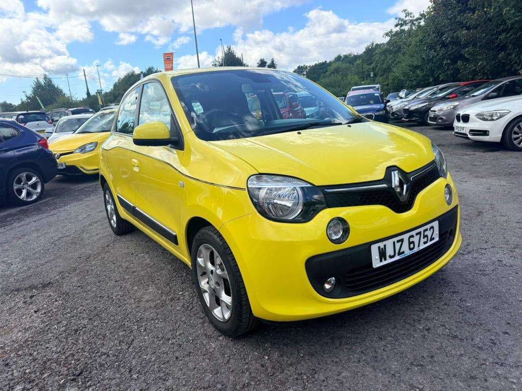 A 2014 RENAULT TWINGO Dynamique Sce S/s A 2014 RENAULT TWINGO Dynamique Sce S/s