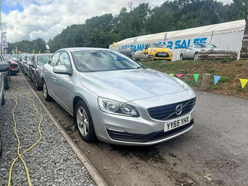 A 2016 VOLVO S60 Business Edition D2 A 2016 VOLVO S60 Business Edition D2