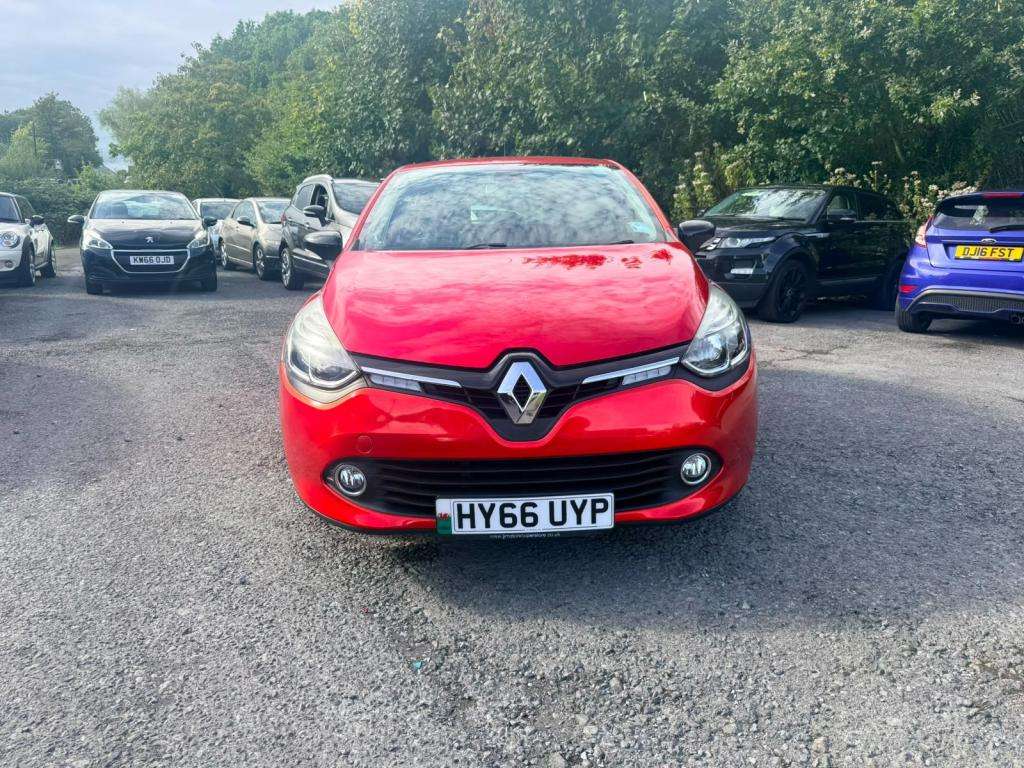 A 2016 RENAULT CLIO Dynamique Nav Dci A 2016 RENAULT CLIO Dynamique Nav Dci