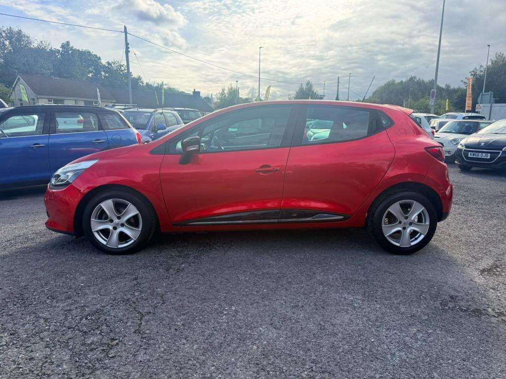 A 2016 RENAULT CLIO Dynamique Nav Dci A 2016 RENAULT CLIO Dynamique Nav Dci