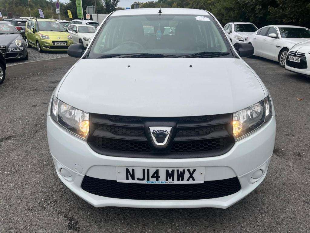 A 2014 DACIA SANDERO Ambiance A 2014 DACIA SANDERO Ambiance