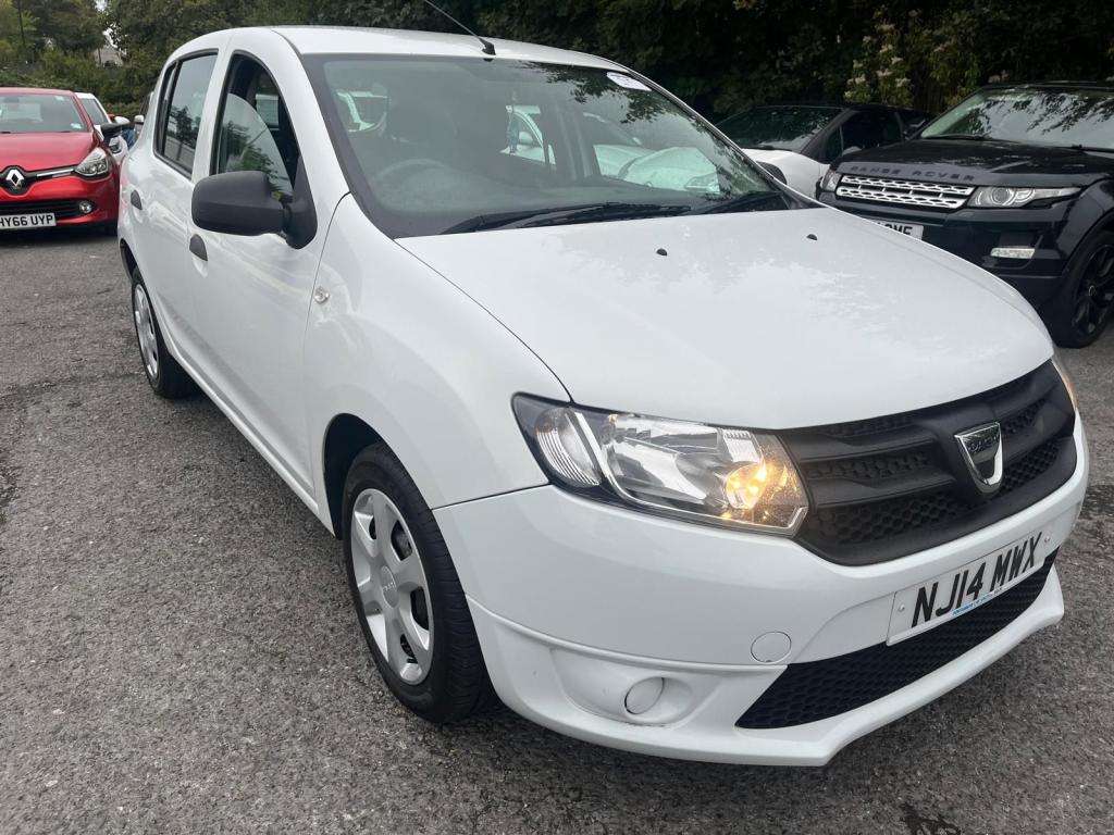 A 2014 DACIA SANDERO Ambiance A 2014 DACIA SANDERO Ambiance