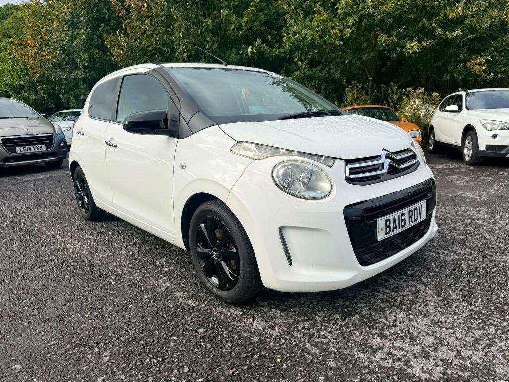 A 2016 CITROEN C1 Airscape Flair Puretech A 2016 CITROEN C1 Airscape Flair Puretech