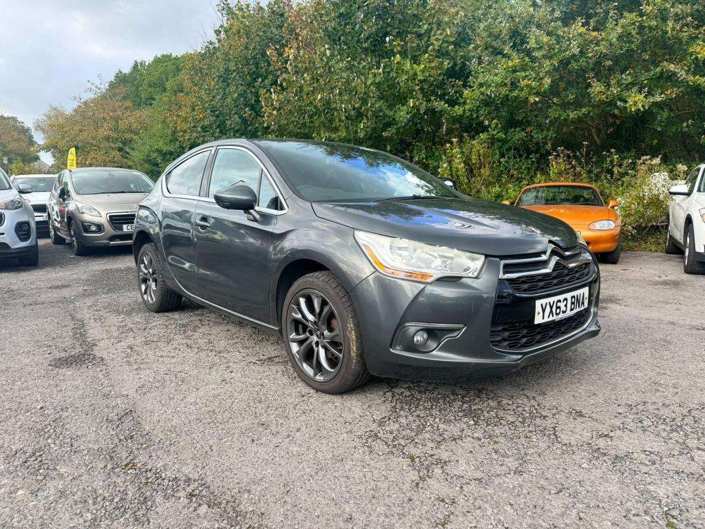 A 2013 CITROEN DS4 D Style Hdi A 2013 CITROEN DS4 D Style Hdi